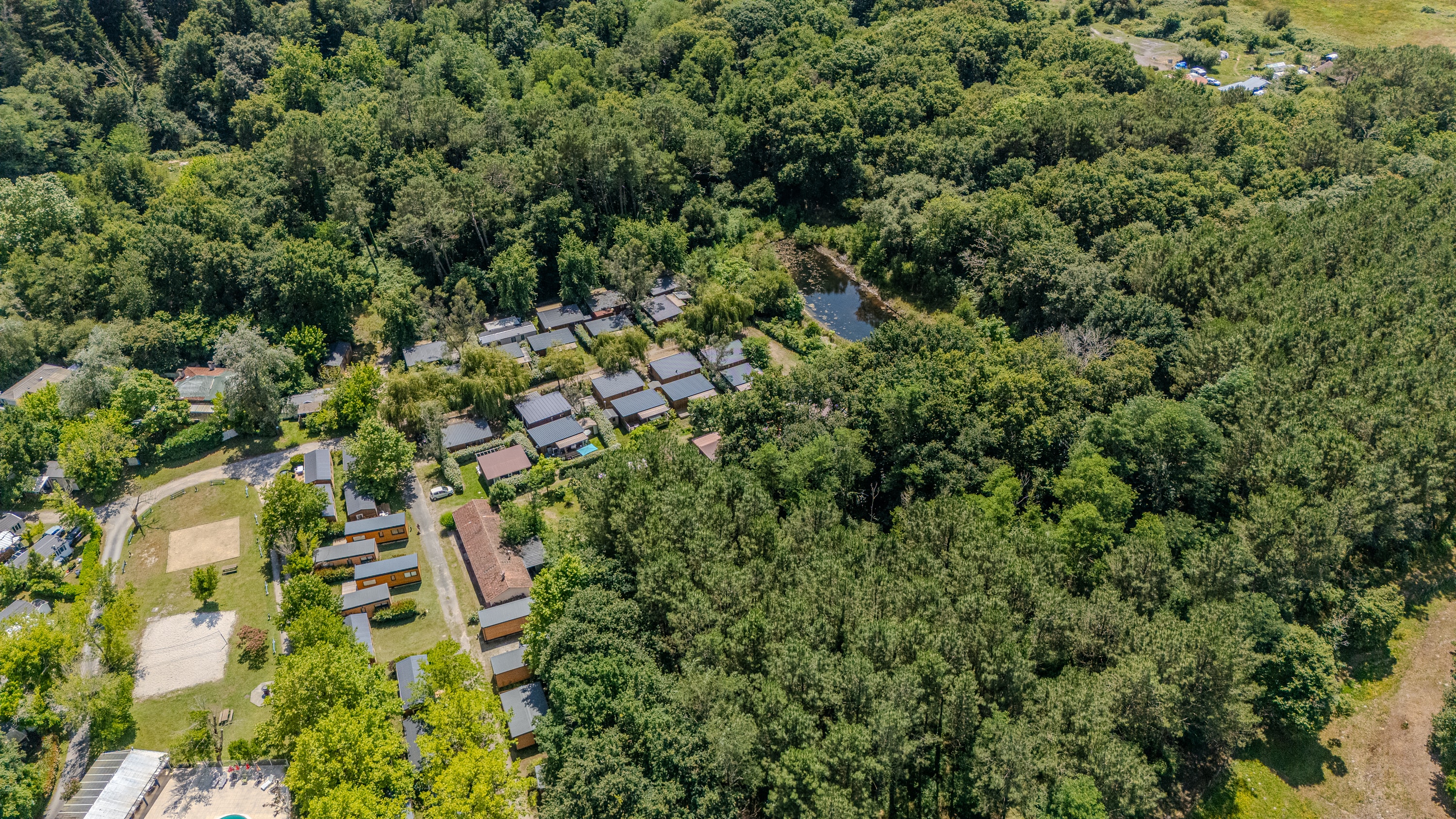 Vue aérienne du camping L'Orée des Landes