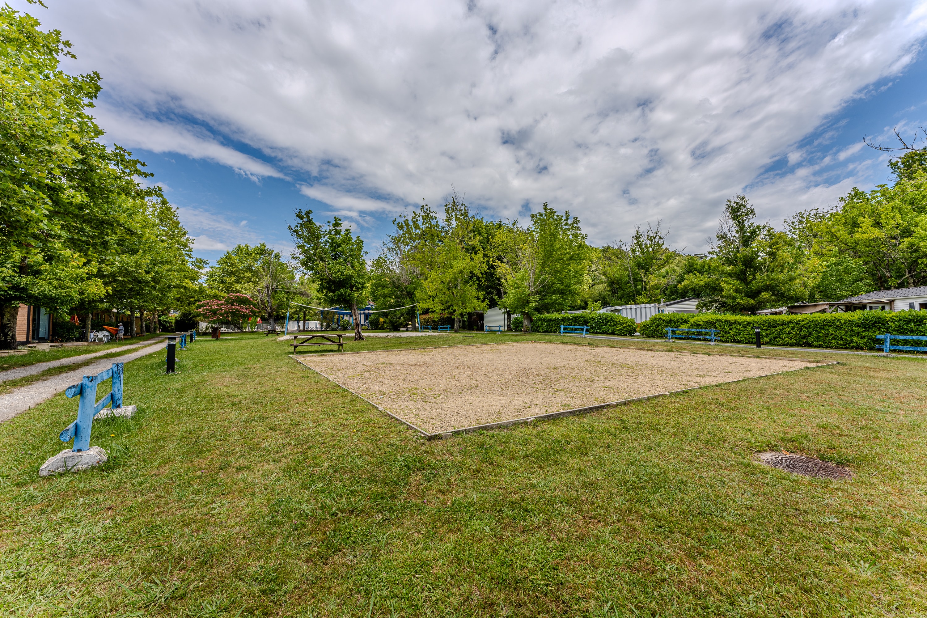 Terrain de volley du camping